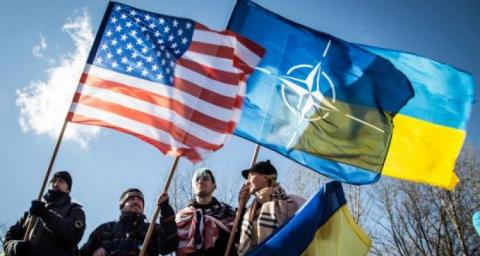 Попытки запрыгнуть в ушедший поезд однополярного мира ведут Украину в пропасть